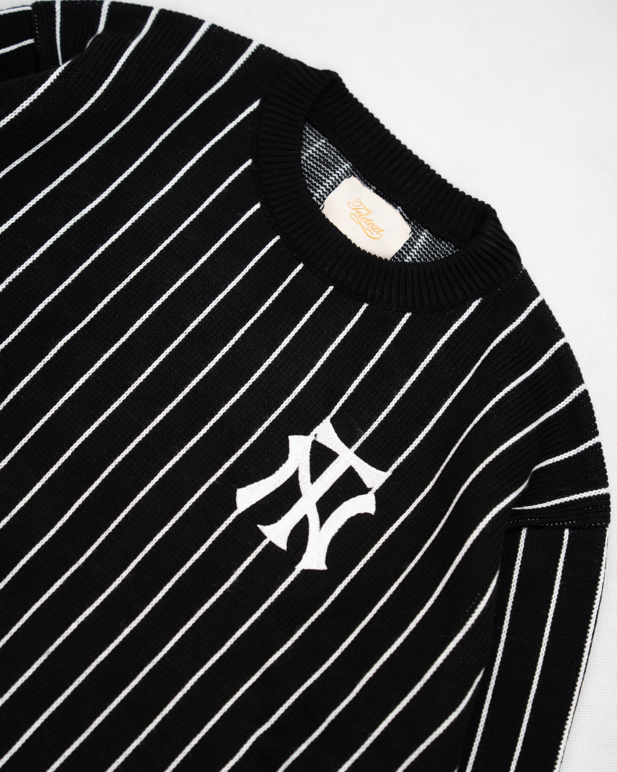 Striped TN Pullover - Black